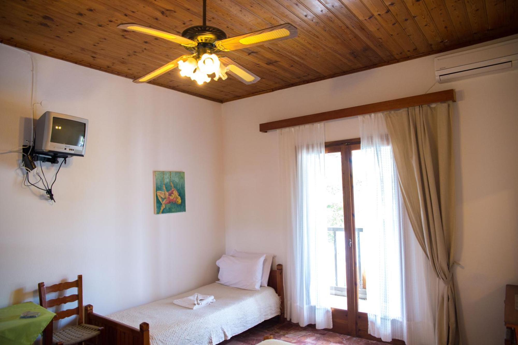 Olga Studios Áfissos Phòng bức ảnh